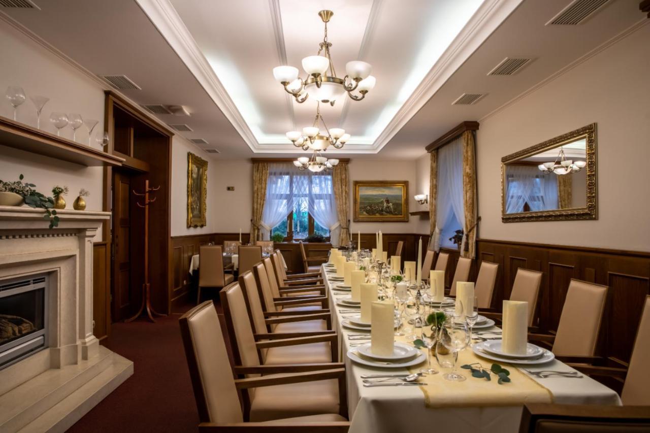 Hotel Abacie & Wellness วาลาชเก เมซิริชี ภายนอก รูปภาพ