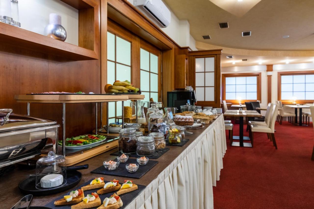 Hotel Abacie & Wellness วาลาชเก เมซิริชี ภายนอก รูปภาพ