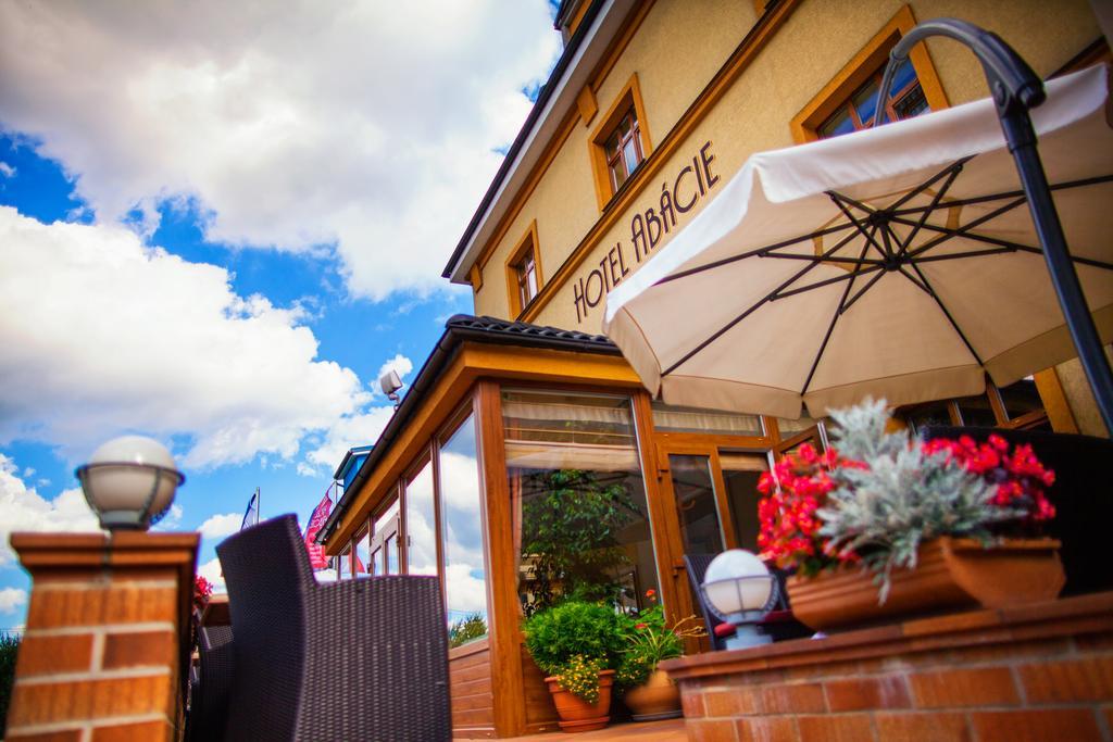 Hotel Abacie & Wellness วาลาชเก เมซิริชี ภายนอก รูปภาพ